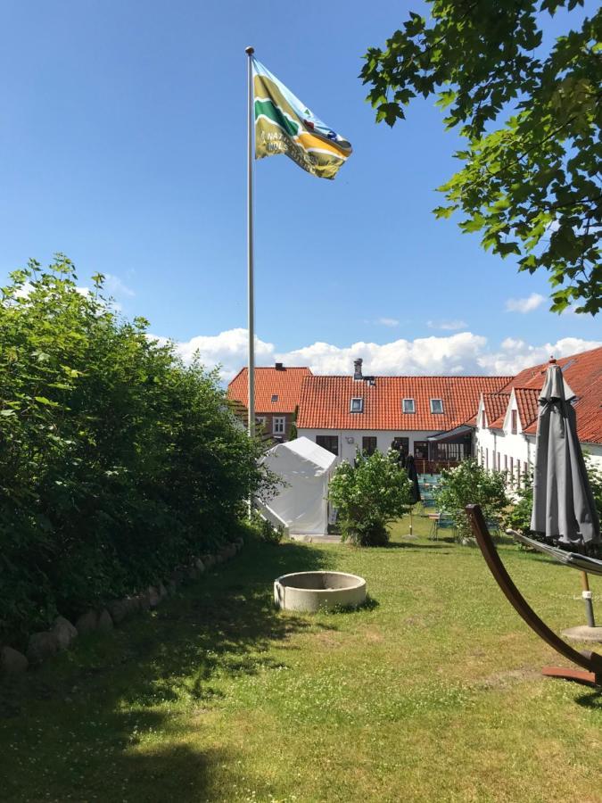 Ibsens Gaard Hotel Ebeltoft Bagian luar foto