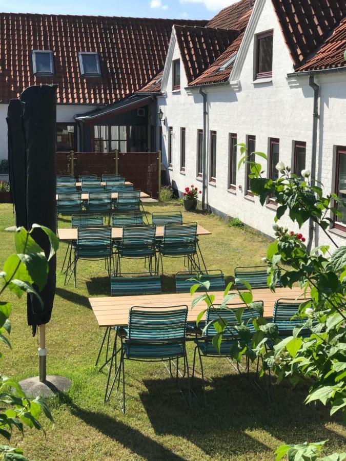 Ibsens Gaard Hotel Ebeltoft Bagian luar foto