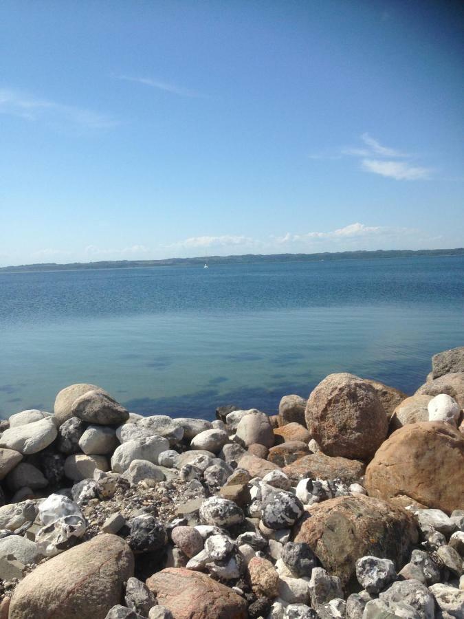 Ibsens Gaard Hotel Ebeltoft Bagian luar foto