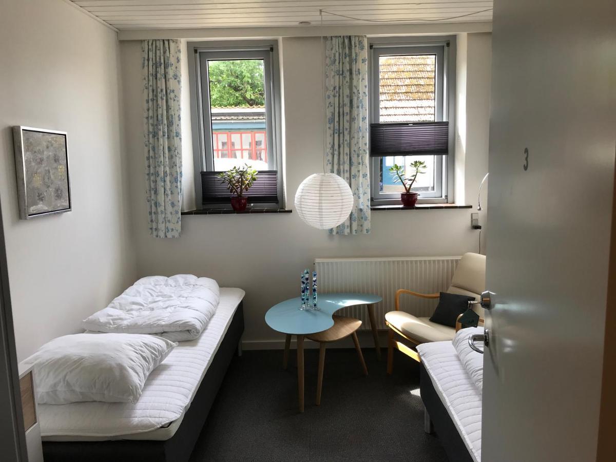 Ibsens Gaard Hotel Ebeltoft Bagian luar foto